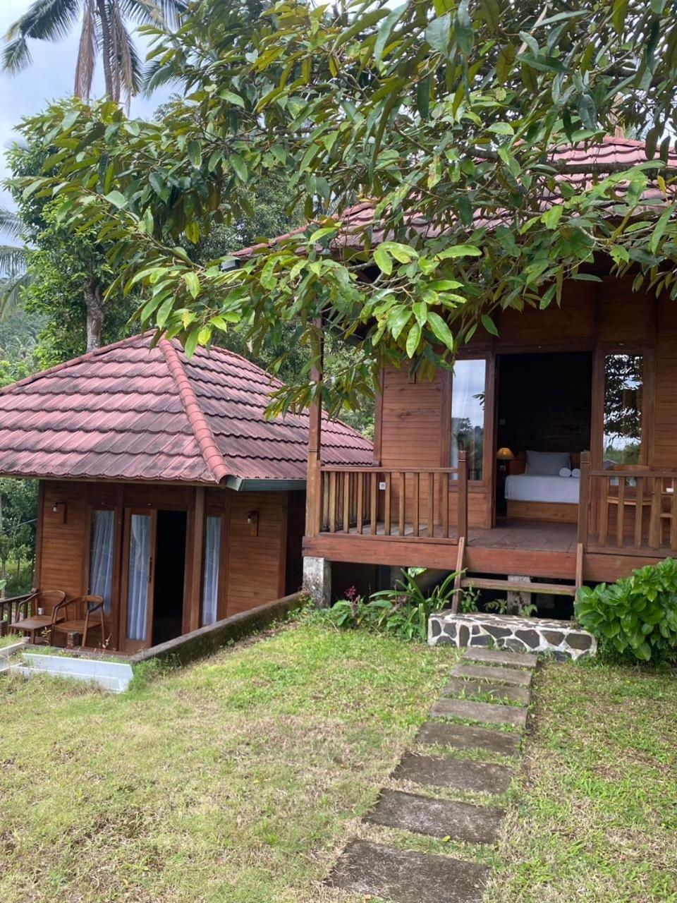 Uma D'Nyuh Homestay Сингараджа Экстерьер фото