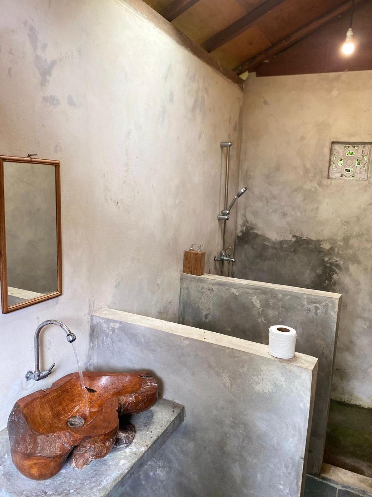 Uma D'Nyuh Homestay Сингараджа Экстерьер фото